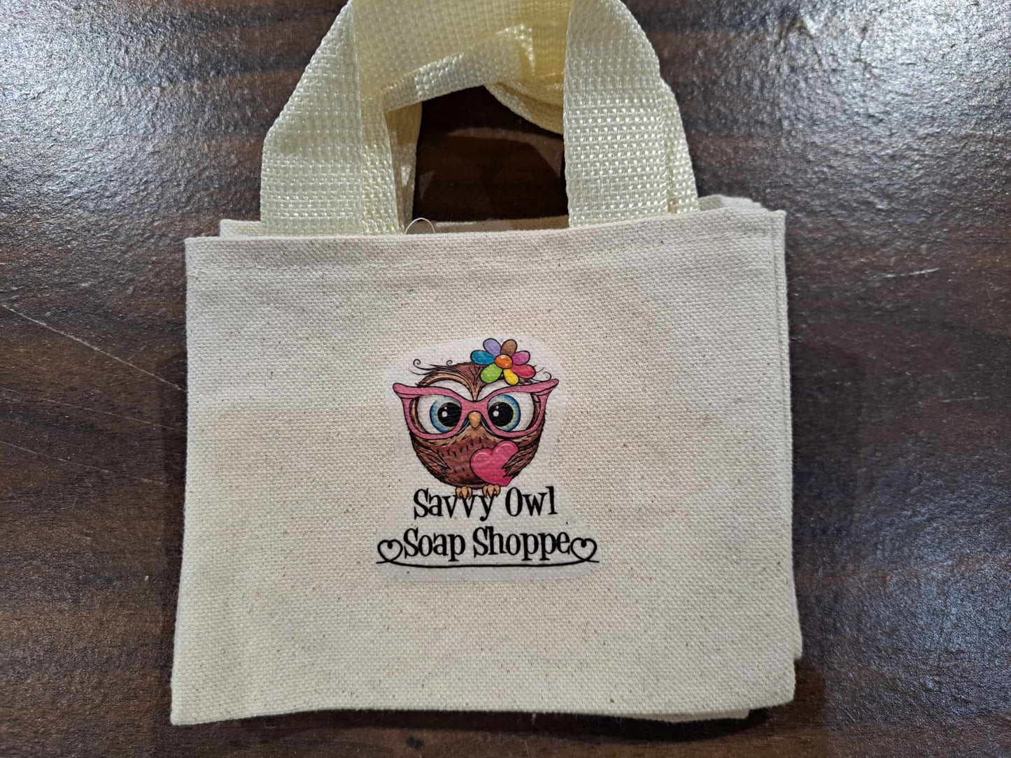 Savvy Owl Tote Bags